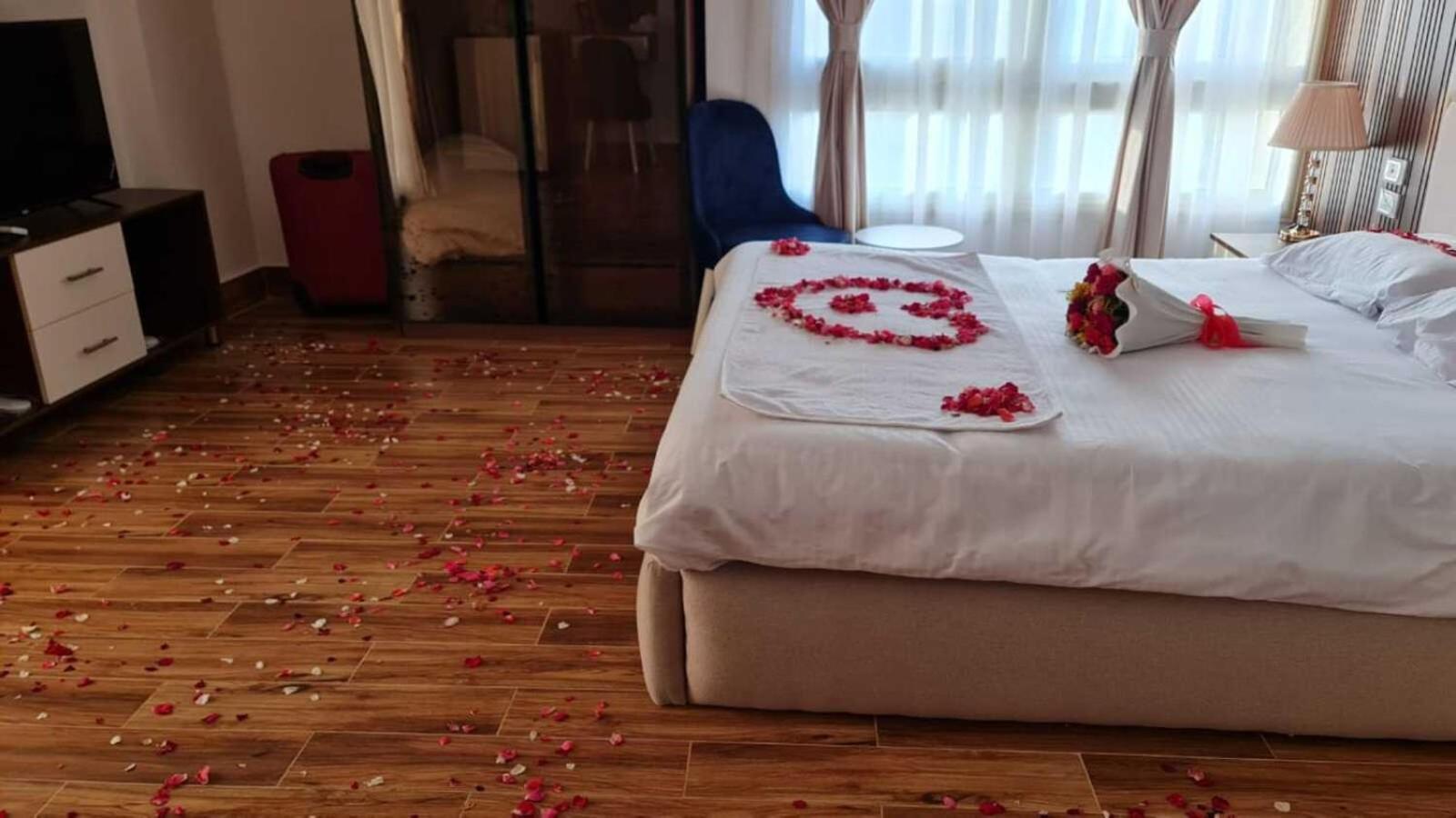 Pyramids Sunshine View Hotel Kafret el-Gabal Екстериор снимка