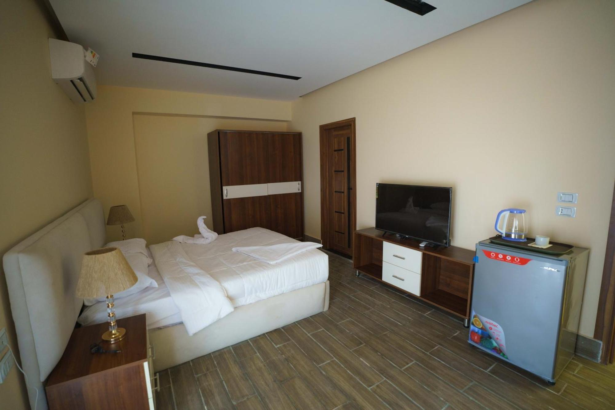 Pyramids Sunshine View Hotel Kafret el-Gabal Екстериор снимка
