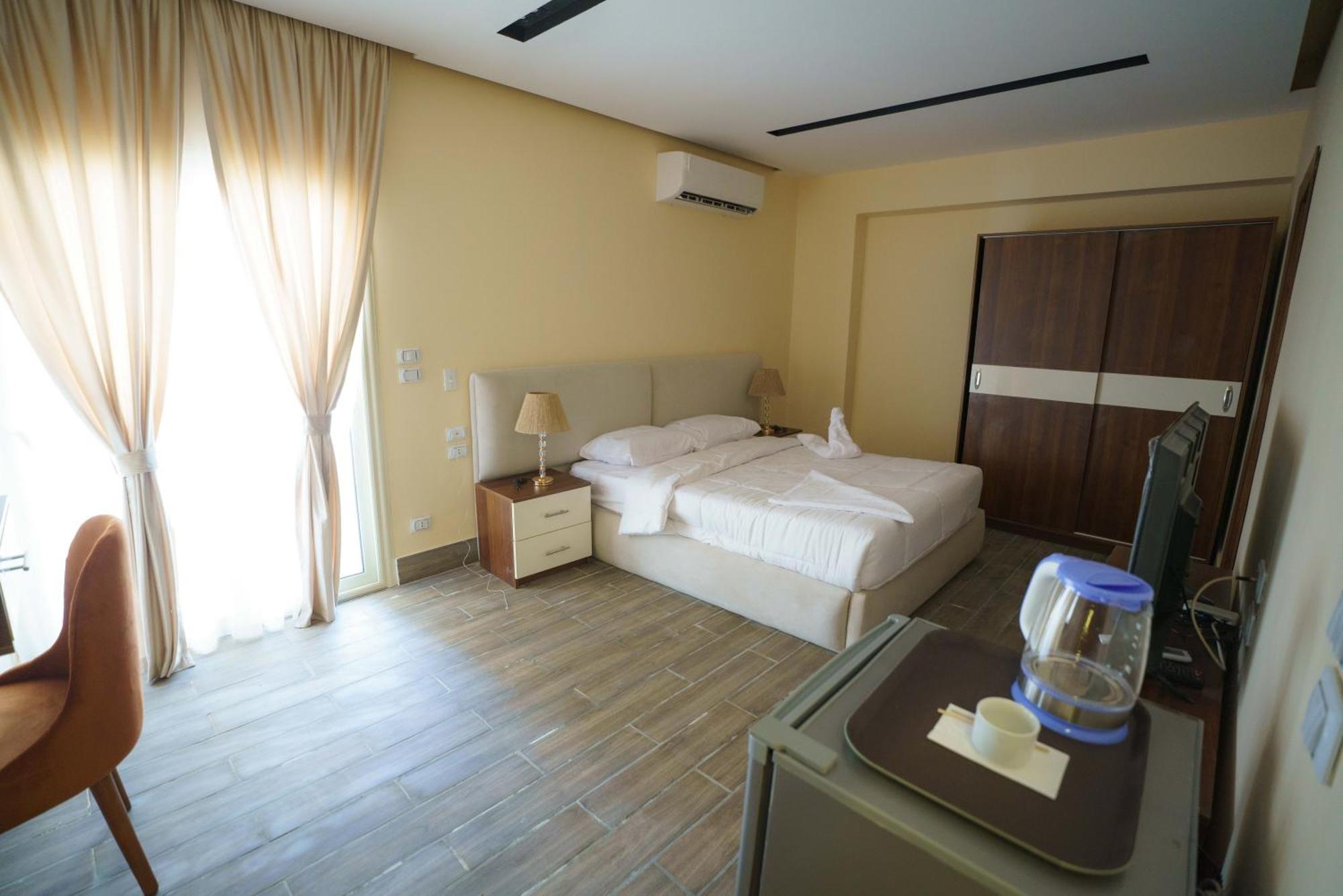 Pyramids Sunshine View Hotel Kafret el-Gabal Екстериор снимка